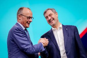 Zwischen diese beiden passt beim CDU-Parteitag kein Blatt.