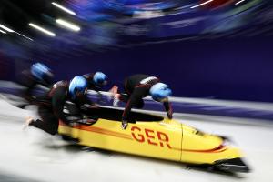 Lochner krönt seine Karriere: Olympiasieg auch im Vierer