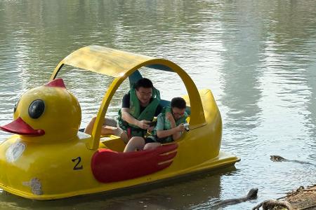 Die urzeitlichen Warane sind ein beliebtes Fotomotiv.