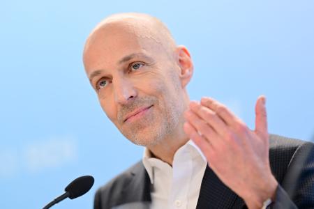 BDI-Präsident Peter Leibinger ist dafür, den ausgehandelten Zolldeal mit den USA zu ratifizieren. (Archivbild)