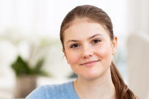 Prinzessin Estelle wird 14: Palast feiert sie mit zwei neuen Bildern