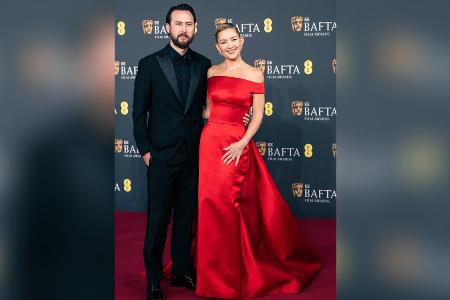 Bei den BAFTA-Awards: Kate Hudson strahlt neben ihrem Dauerverlobten