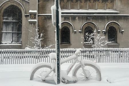 Im New York wurden zum Teil über 38 Zentimeter Neuschnee gemessen.
