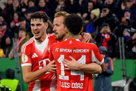 FC Bayern vs. RB Leipzig: Noten und Einzelkritik - Der FC Bayern löst das Halbfinalticket im DFB-Pokal. Gegen RB Leipzig dreht der Rekordmeister nach der Pause auf und fährt mit einer seriösen Darbietung einen standesgemäßen 2:0-Erfolg ein. Alle Bayern-Stars in der Einzelkritik: