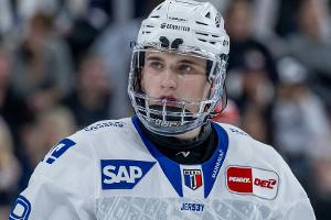 Mannheim verlängert mit 16-jährigem Penkin - neuer Nachname