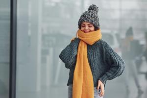 Outfits mit Strahlkraft: Mehr Glow für unsere Garderobe