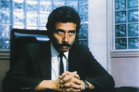 Lt. Martin Castillo (Edward James Olmos)