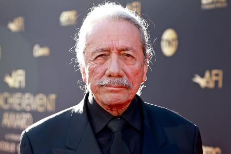 Edward James Olmos
