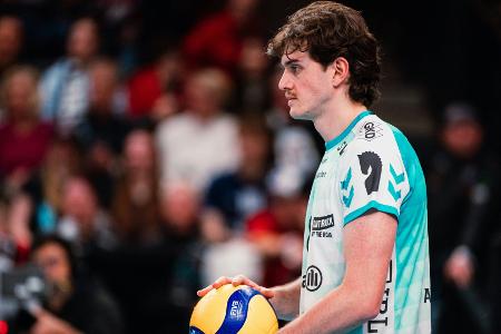 VBL: Außenangreifer Baghdady verlängert in Düren