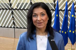 "Das ist das Gegenteil von Entbürokratisierung", sagt Reiche in Brüssel.