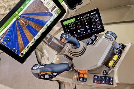 02/2026 John Deere 8R Traktor