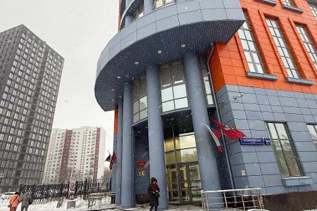 Die russische Justiz setzt das Strafverfahren gegen den deutschen Karnevalisten Jacques Tilly im März fort. (Archivbild)