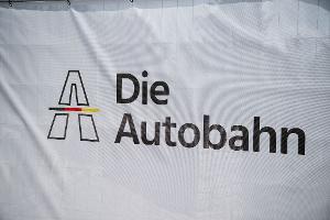 Die rund 14.000 Beschäftigten der Autobahn GmbH bekommen mehr Geld.