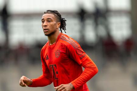 Michael Olise - Note: 2,5 - Umspielte das Pressing von RB mit klugen Ideen und leitete aus dem Mittelfeld viele gefährliche Situationen ein. War mit großem Abstand der Kreativspieler mit den meisten Impulsen. Verschleppte mit der Zeit dann zwar immer öfter das Tempo, beim Assist zum 2:0 zeigte er aber nochmals seine ganze Klasse.