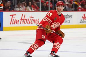 Für deutschen TV-Markt: NHL setzt Seider-Spiel früher an