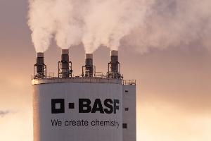 BASF spart Milliarden gegen die Krise in der Chemiebranche (Archivbild)