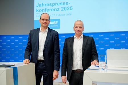 Das Management sieht 2026 als Übergangsjahr an. 