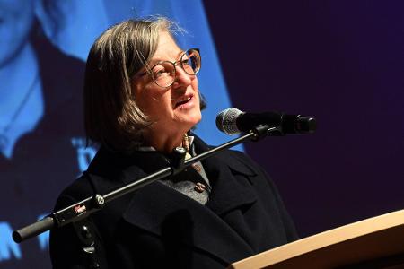 Bürgermeisterin Elisabeth Koch (CSU) hatte die Benennung des Kurparks nach Laura Dahlmeier vorangebracht. 