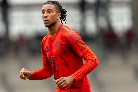 Michael Olise (bis 90.) - Note: 3,5 - Tänzelte über den rechten Flügel, legte aber teilweise eine Verspieltheit an den Tag, die in dieser Partie fehl am Platz war. Blieb klare Impulse lange Zeit schuldig, hatte im Abschluss sogar ganz wilde Momenten. Beim späten Siegtreffer kam die erste Flanke von ihm.