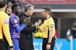 "Es ist unfassbar": Schiri-Frust in Leverkusen