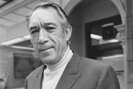 Anthony Quinn (13)