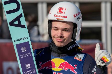 Raimund solide - Wellinger bei Prevc-Sieg Fünfter