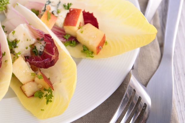 Apfel-Chicorée-Salat