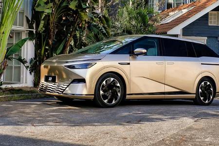 01/2025 Xpeng X9 Elektro-Luxus-Van