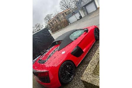 Roter Audi R8