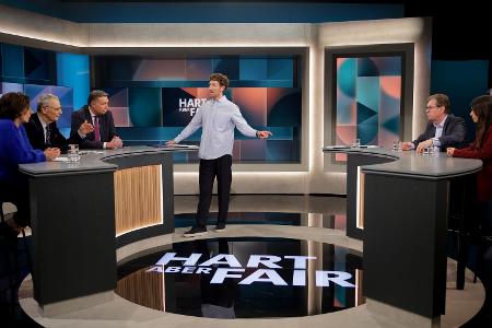 Hart aber fair