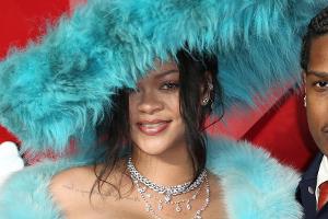 Es ist offiziell: Rihanna nach langer Pause wieder im Studio