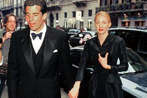 Stilikone Carolyn Bessette-Kennedy: Die Säulen ihrer Capsule Wardrobe