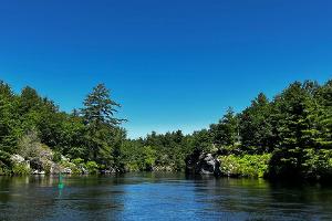 "Heated Rivalry": Fans können für sich das Cottage mieten