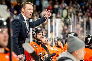 DEL: Wolfsburg trennt sich von Trainer Stewart