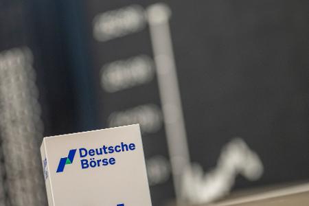 An der Börse sinken die Kurse. 