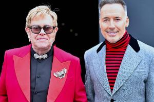 Elton John: Familienporträt mit Söhnen Zachary und Elijah