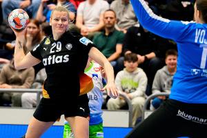 Sieg nach Stotterstart: DHB-Frauen weiter auf Kurs