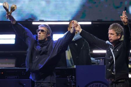 Oasis: Liam vs. Noel Gallagher