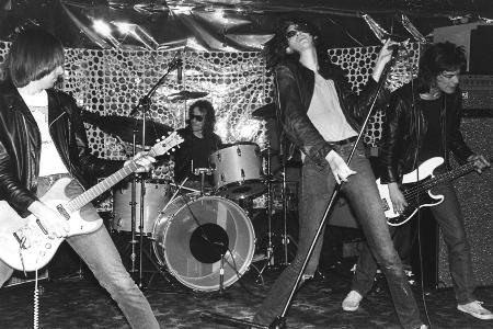 Ramones: Johnny vs. Joey Ramone