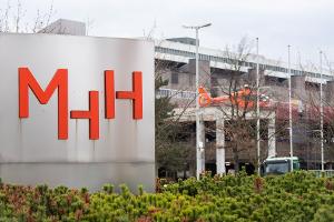 Die Ermittlungen gegen den Arzt der Medizinischen Hochschule Hannover (MHH) laufen seit vergangenem Jahr. (Archivbild)