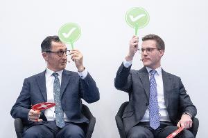 Wer hat am Ende die Nase vorne? Zwischen Grünen-Spitzenkandidat Cem Özdemir und CDU-Frontmann Manuel Hagel zeichnet sich wenige Tage vor der Landtagswahl in Baden-Württemberg ein enges Rennen ab. (Archivbild)