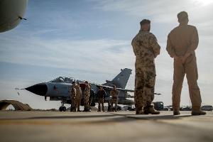 Könnte Deutschland über Artikel 5 der Nato in den Iran-Krieg verwickelt werden? Theoretisch müssen Bundeswehrsoldaten darauf vorbereitet sein.