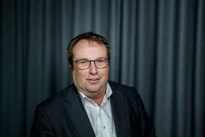 Ist gegen einen neuen Tankrabatt: NRW-Minister Krischer