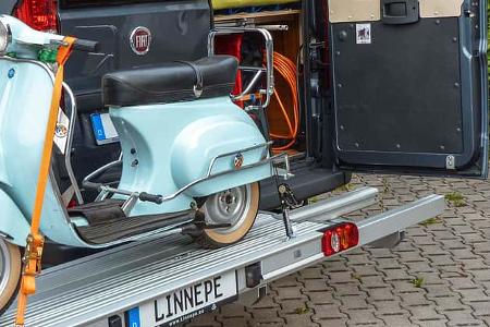 Campingbus Heckträger