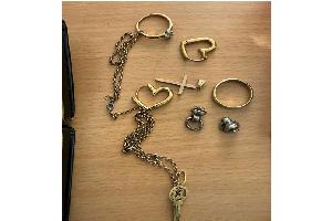 sichergestellte Schmuckstücke