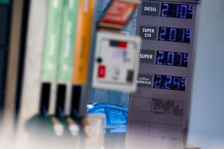 Die Spritpreise steigen weiter.