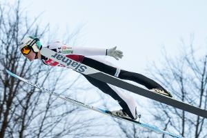 Raimund holt ersten Weltcupsieg - Prevc disqualifiziert