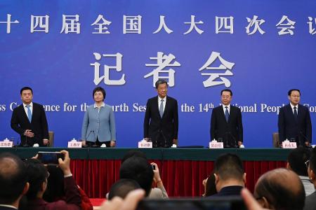 Chinas Ministerien hatten sich auch zu Fragen über Gesundheit und Lebensqualität geäußert. 