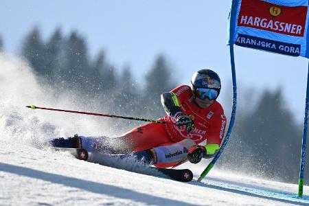 Riesenslalom: Odermatt schwächelt - Grammel und Gratz lauern