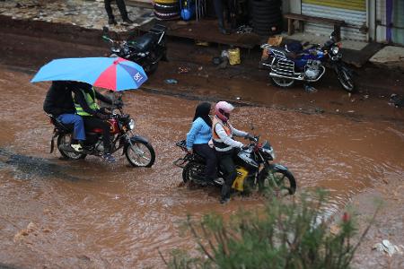 Der Wetterdienst warnt: In den nächsten Tagen soll noch mehr Regen fallen.